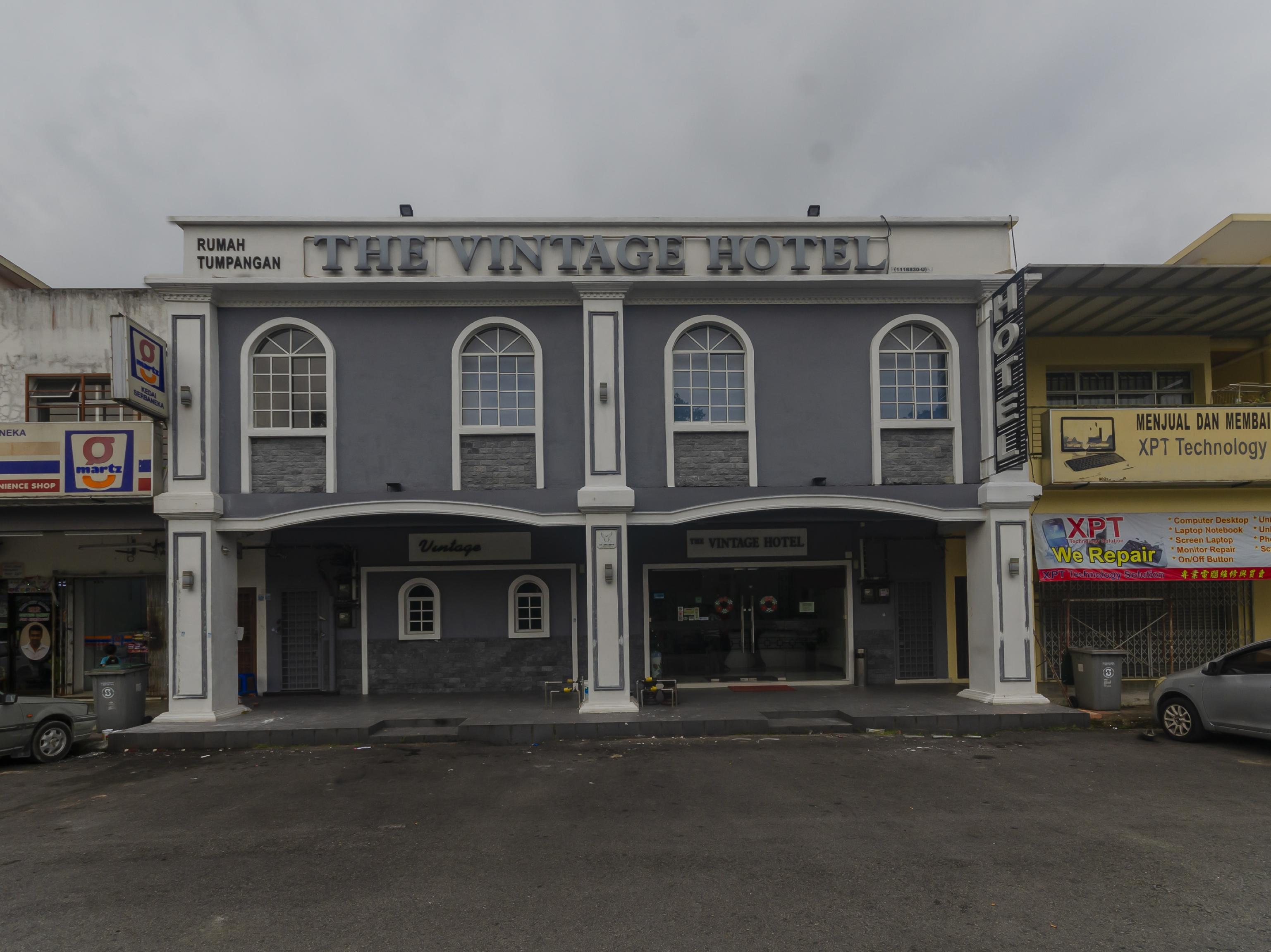 Super Oyo 596 The Vintage Hotel Johor Bahru Buitenkant foto