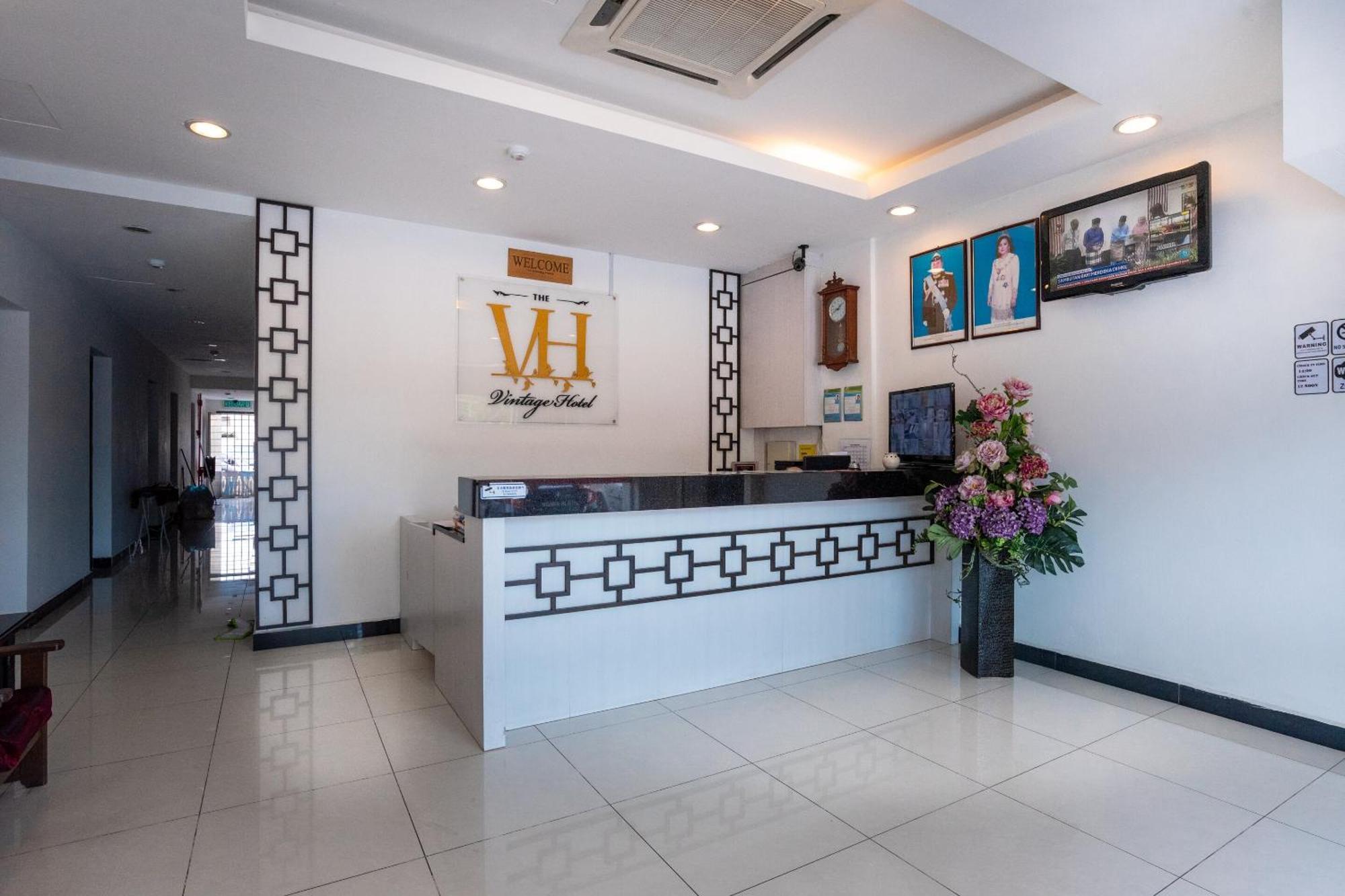 Super Oyo 596 The Vintage Hotel Johor Bahru Buitenkant foto