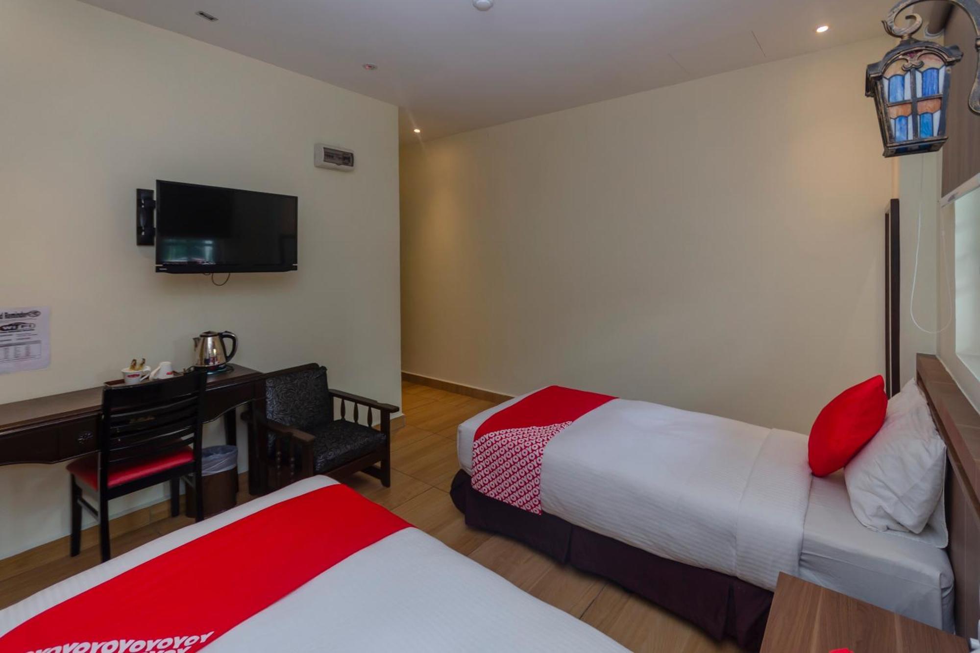Super Oyo 596 The Vintage Hotel Johor Bahru Buitenkant foto