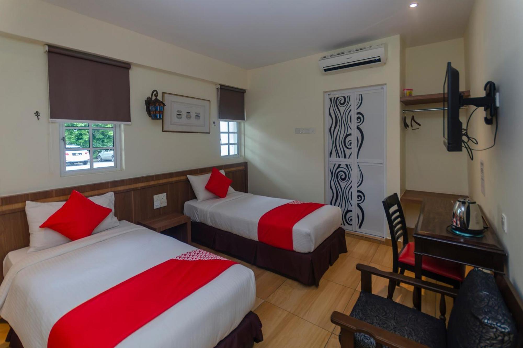 Super Oyo 596 The Vintage Hotel Johor Bahru Buitenkant foto